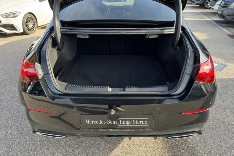 Mercedes-Benz CLA 200 din 2024 cu 12.850 km - oferta MER161698 - foto 14