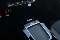 Mercedes-Benz CLA 200 din 2024 cu 15.000 km - oferta MER161699 - foto 23