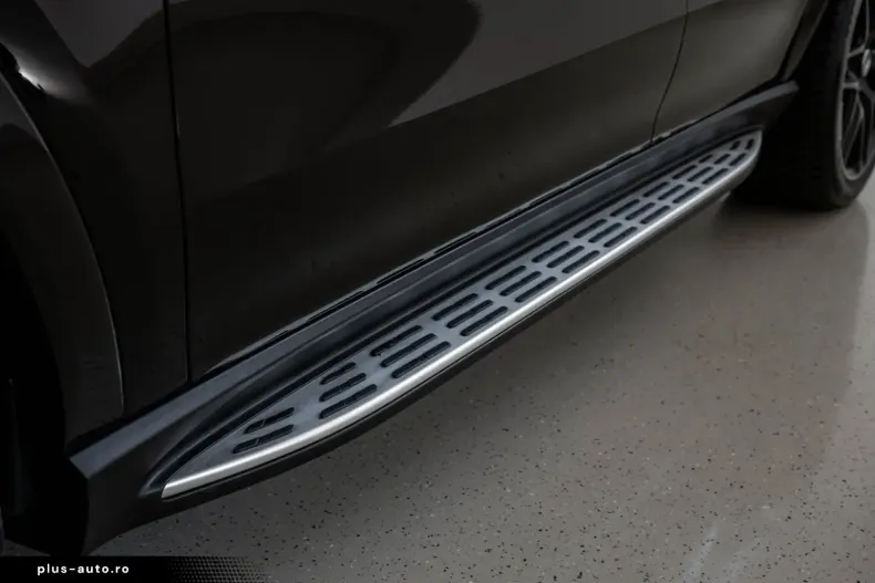 Mercedes-Benz GLE 63 AMG din 2022 cu 22.000 km - oferta MER161702 - foto 13