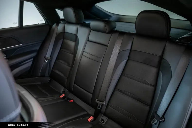 Mercedes-Benz GLE 63 AMG din 2022 cu 22.000 km - oferta MER161702 - foto 42