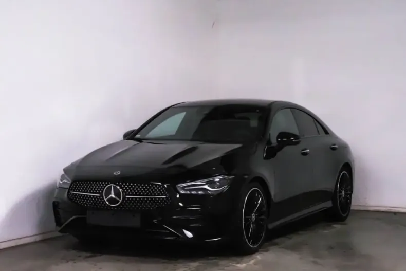 Mercedes-Benz CLA 180 din 2024 cu 19.147 km - oferta MER161703 - foto 1