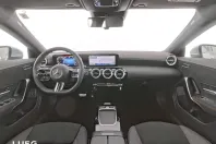 Mercedes-Benz CLA 200 din 2024 cu 10.451 km - oferta MER161705 - foto 3