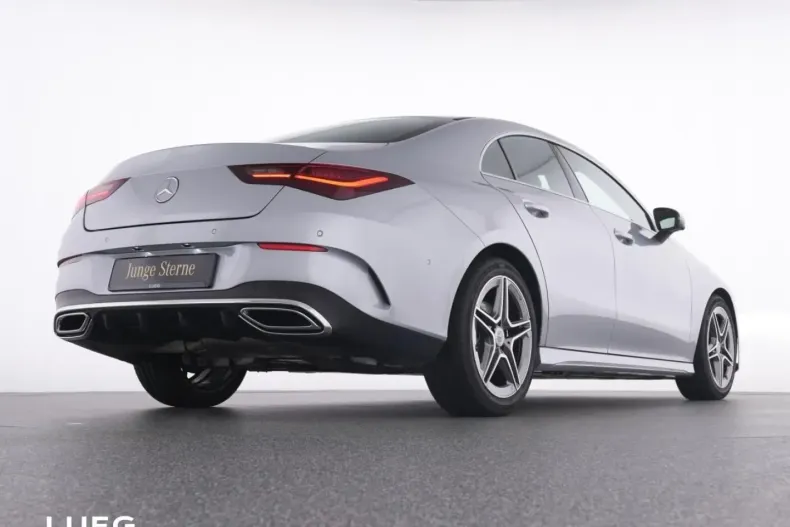 Mercedes-Benz CLA 200 din 2024 cu 10.451 km - oferta MER161705 - foto 7