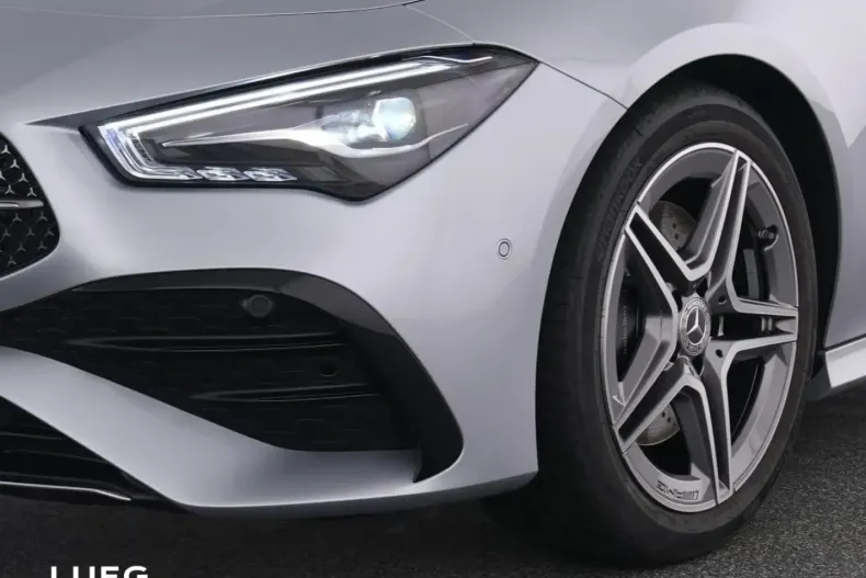 Mercedes-Benz CLA 200 din 2024 cu 10.451 km - oferta MER161705 - foto 8