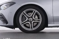 Mercedes-Benz CLA 200 din 2024 cu 10.451 km - oferta MER161705 - foto 19