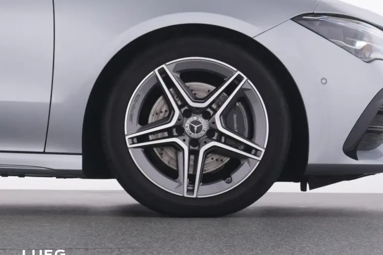 Mercedes-Benz CLA 200 din 2024 cu 10.451 km - oferta MER161705 - foto 21