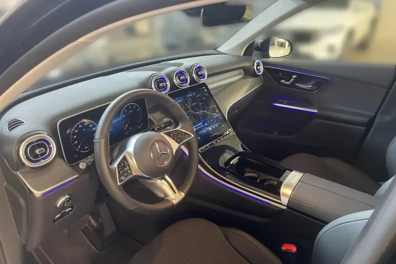 Mercedes-Benz GLC 200 din 2024 cu 11.250 km - oferta MER161706 - foto 7