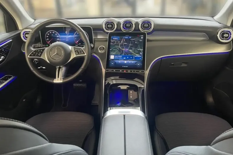 Mercedes-Benz GLC 200 din 2024 cu 11.250 km - oferta MER161706 - foto 10