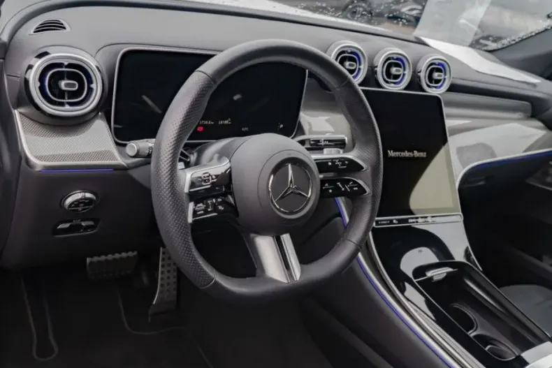 Mercedes-Benz GLC 300 din 2024 cu 18.782 km - oferta MER161707 - foto 10