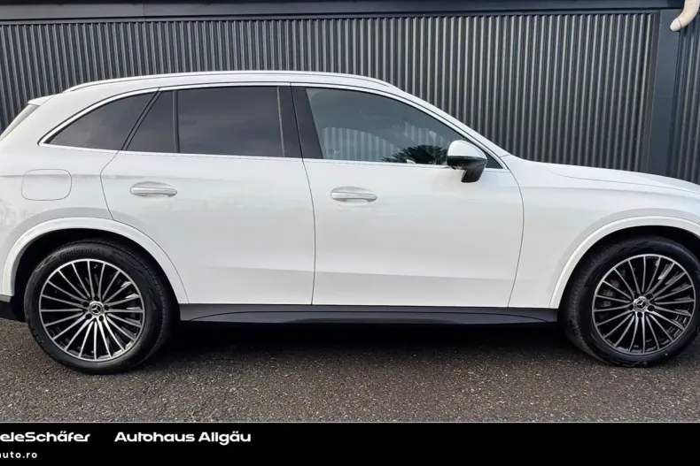 Mercedes-Benz GLC 450 din 2024 cu 26.138 km - oferta MER161709 - foto 4