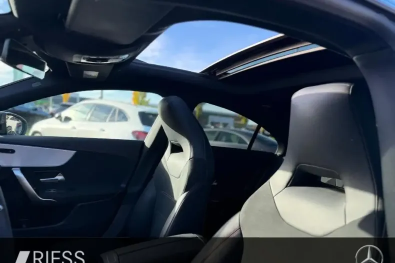 Mercedes-Benz CLA 200 din 2024 cu 15.984 km - oferta MER161710 - foto 17