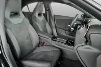 Mercedes-Benz CLA 180 din 2024 cu 8.512 km - oferta MER161711 - foto 17