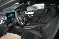 Mercedes-Benz CLA 180 din 2024 cu 4.255 km - oferta MER161713 - foto 14