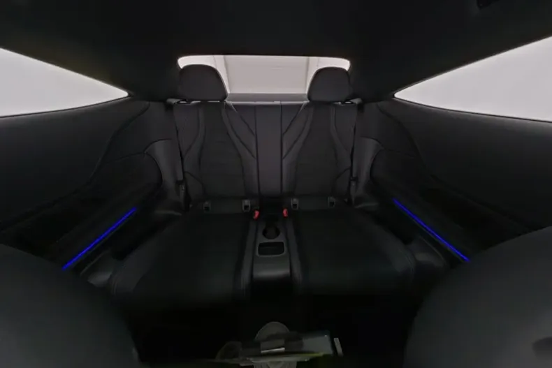 Mercedes-Benz CLE 200 din 2024 cu 11.832 km - oferta MER161719 - foto 9