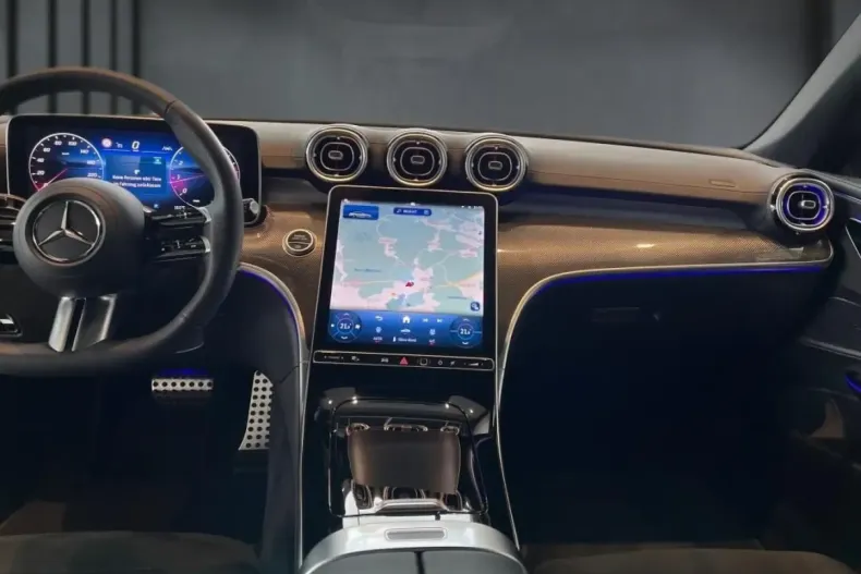 Mercedes-Benz CLE 200 din 2024 cu 10.900 km - oferta MER161720 - foto 10