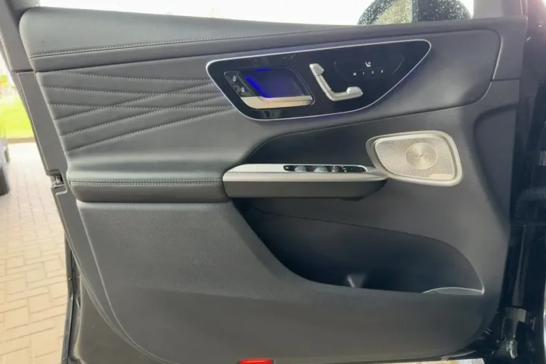 Mercedes-Benz GLC 200 din 2024 cu 37.771 km - oferta MER161723 - foto 16