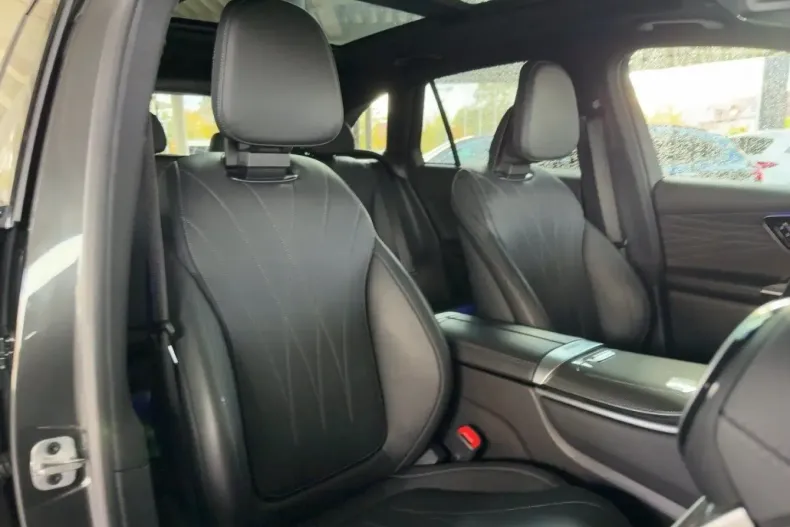 Mercedes-Benz GLC 200 din 2024 cu 37.771 km - oferta MER161723 - foto 21