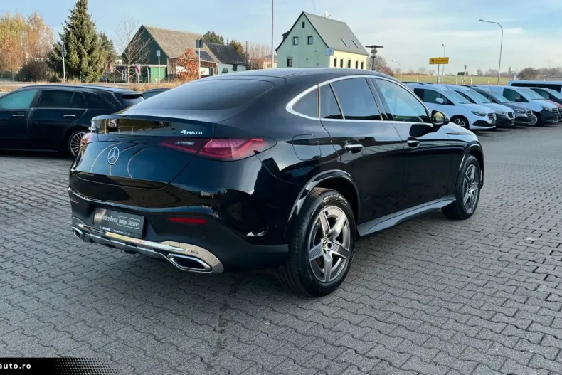 Mercedes-Benz GLC 450 din 2023 cu 10.779 km - oferta MER161726 - foto 4