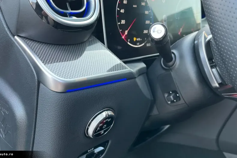 Mercedes-Benz GLC 450 din 2023 cu 10.779 km - oferta MER161726 - foto 12