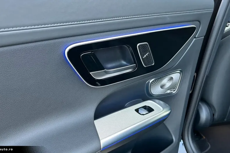 Mercedes-Benz GLC 450 din 2023 cu 10.779 km - oferta MER161726 - foto 17