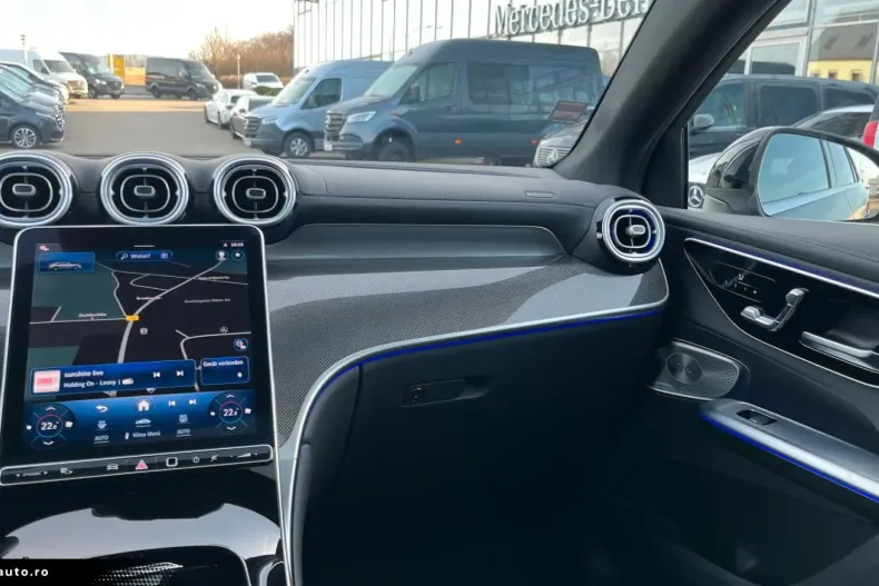 Mercedes-Benz GLC 450 din 2023 cu 10.779 km - oferta MER161726 - foto 21
