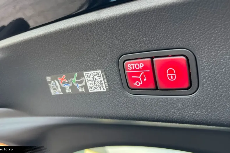 Mercedes-Benz GLC 450 din 2023 cu 10.779 km - oferta MER161726 - foto 23