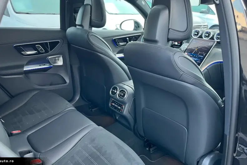 Mercedes-Benz GLC 450 din 2023 cu 10.779 km - oferta MER161726 - foto 26