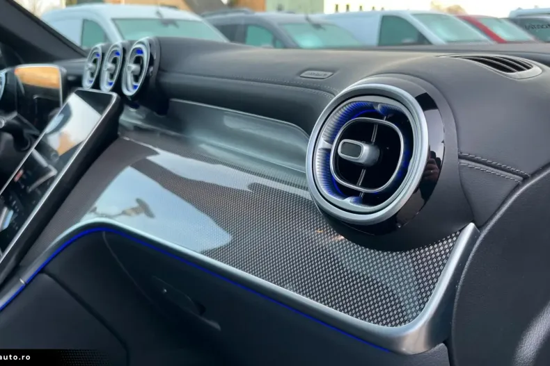 Mercedes-Benz GLC 450 din 2023 cu 10.779 km - oferta MER161726 - foto 31
