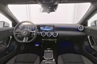 Mercedes-Benz CLA 200 din 2024 cu 26.930 km - oferta MER161727 - foto 9