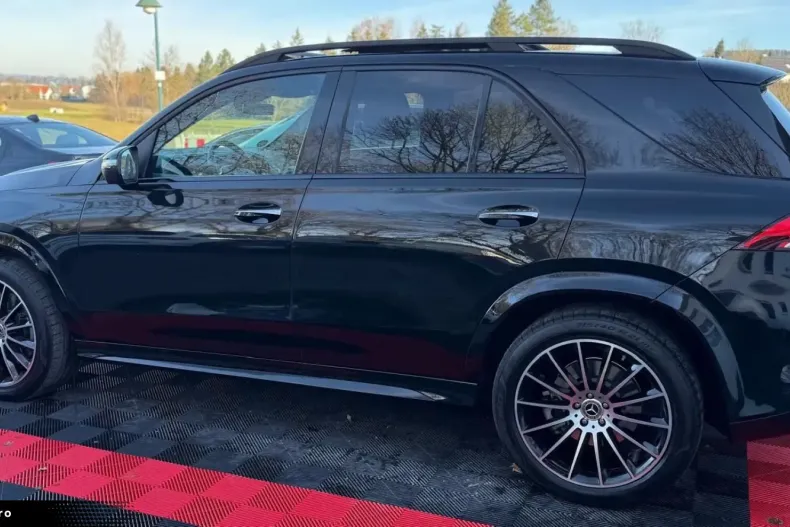 Mercedes-Benz GLE 400 din 2024 cu 10.605 km - oferta MER161730 - foto 11