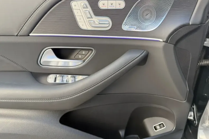 Mercedes-Benz GLE 63 AMG din 2024 cu 13.500 km - oferta MER161732 - foto 20