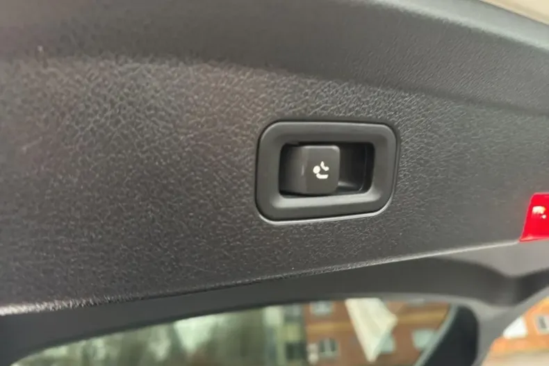 Mercedes-Benz GLE 63 AMG din 2022 cu 19.564 km - oferta MER161737 - foto 23