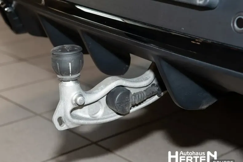 Mercedes-Benz GLE 63 AMG din 2023 cu 16.695 km - oferta MER161743 - foto 16