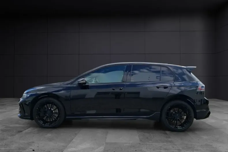 Volkswagen Golf din 2024 cu 18.500 km - oferta VOL161746 - foto 2