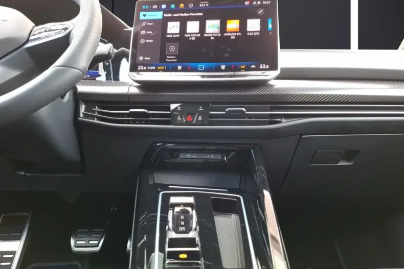 Volkswagen Golf din 2024 cu 18.500 km - oferta VOL161746 - foto 15