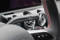 Mercedes-Benz CLA 200 din 2024 cu 19.987 km - oferta MER161755 - foto 11