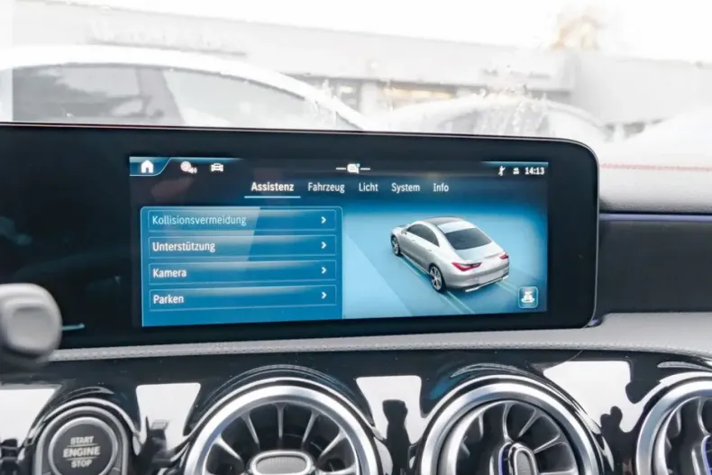 Mercedes-Benz CLA 200 din 2024 cu 19.987 km - oferta MER161755 - foto 22