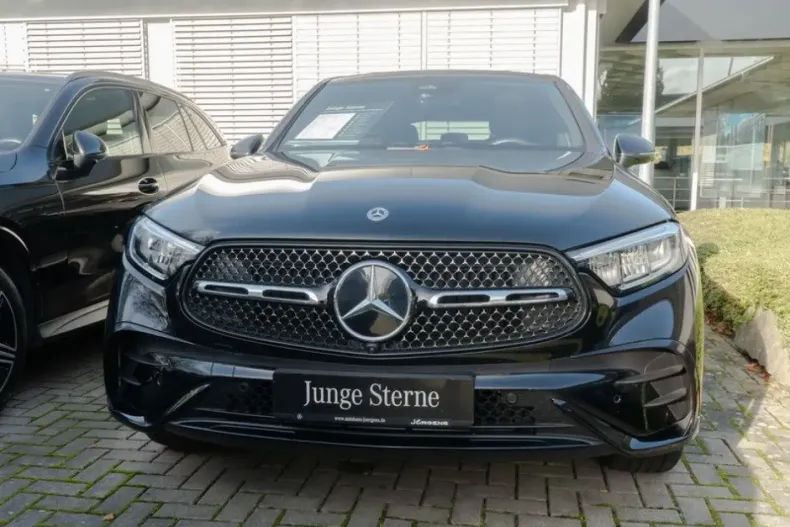 Mercedes-Benz GLC 200 din 2024 cu 20.404 km - oferta MER161758 - foto 1