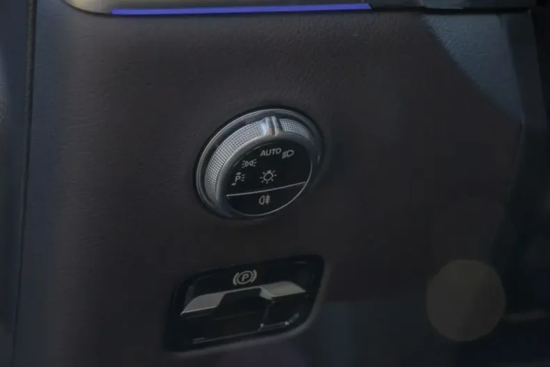 Mercedes-Benz GLC 200 din 2024 cu 20.404 km - oferta MER161758 - foto 11