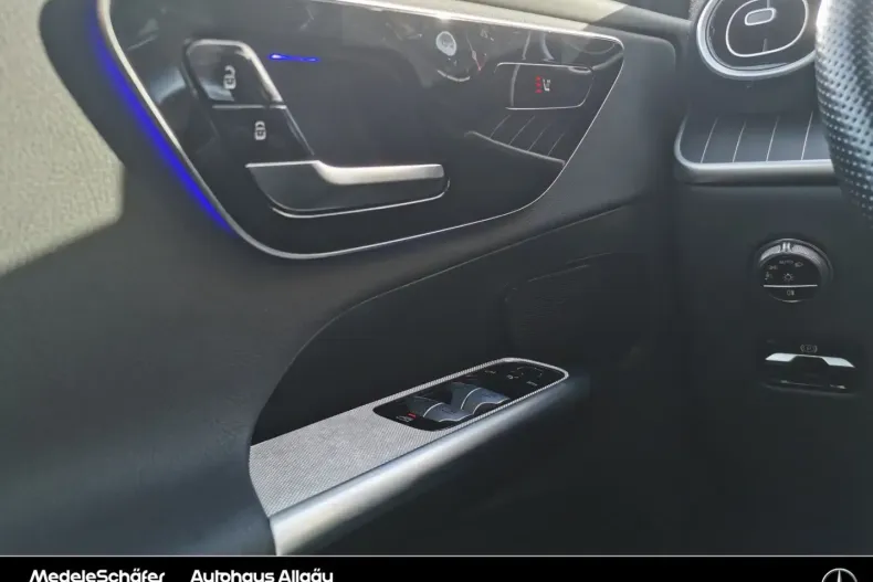 Mercedes-Benz GLC 200 din 2024 cu 19.410 km - oferta MER161759 - foto 7