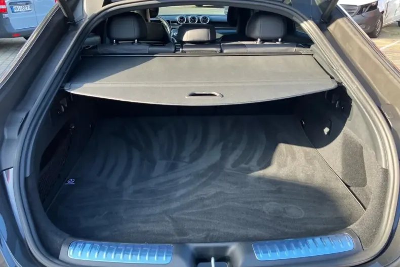 Mercedes-Benz GLC 200 din 2024 cu 8.881 km - oferta MER161762 - foto 8