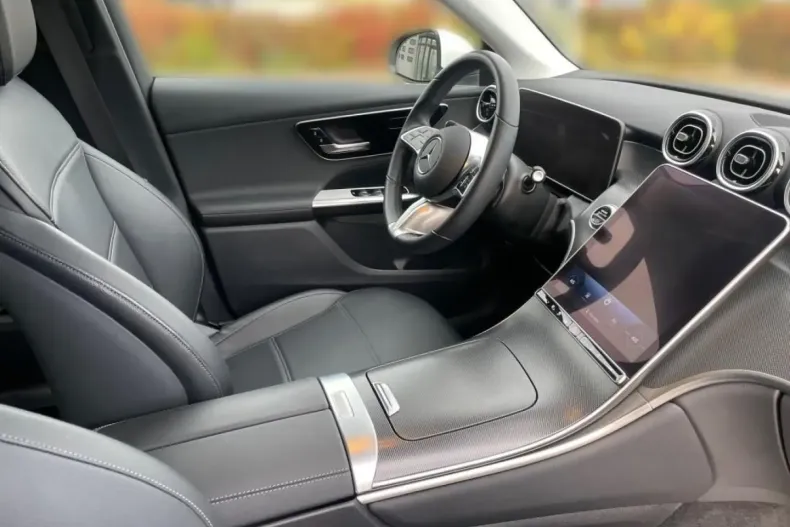 Mercedes-Benz GLC 300 din 2024 cu 40.131 km - oferta MER161764 - foto 7