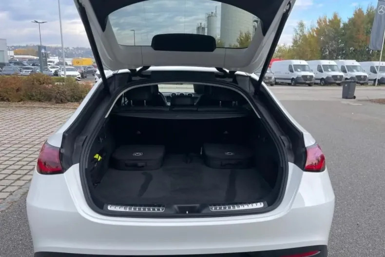 Mercedes-Benz GLC 300 din 2024 cu 40.131 km - oferta MER161764 - foto 14