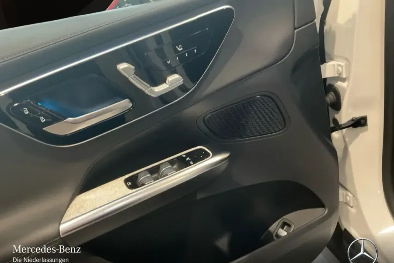 Mercedes-Benz GLC 200 din 2024 cu 17.708 km - oferta MER161766 - foto 14