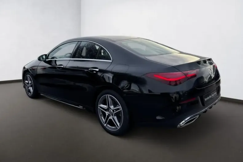 Mercedes-Benz CLA 200 din 2024 cu 18.980 km - oferta MER161767 - foto 2