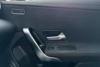 Mercedes-Benz CLA 200 din 2024 cu 18.980 km - oferta MER161767 - foto 17