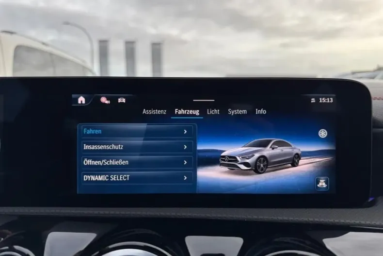 Mercedes-Benz CLA 200 din 2024 cu 18.980 km - oferta MER161767 - foto 20