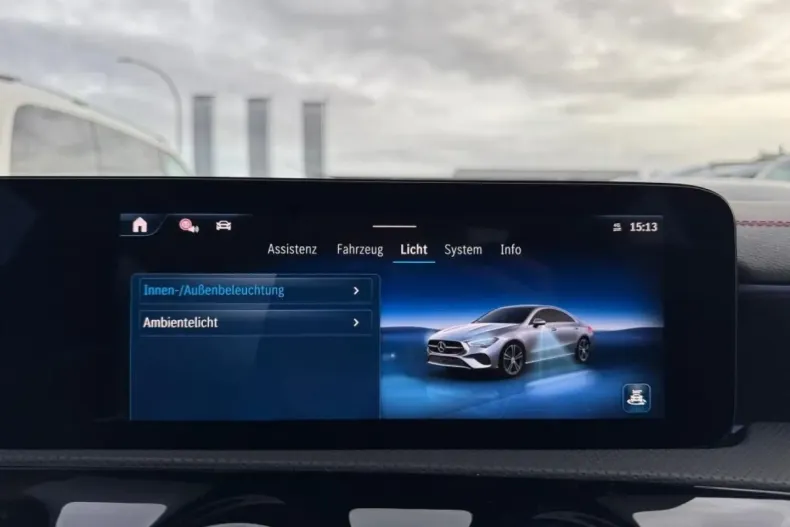 Mercedes-Benz CLA 200 din 2024 cu 18.980 km - oferta MER161767 - foto 21