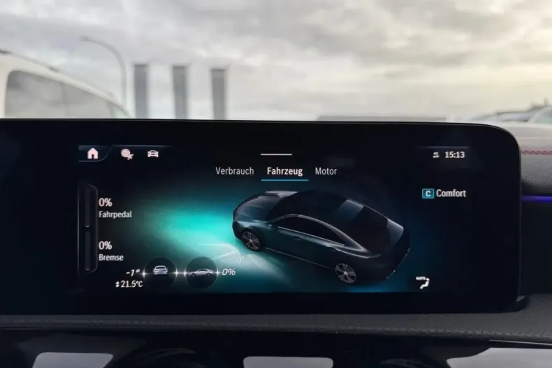 Mercedes-Benz CLA 200 din 2024 cu 18.980 km - oferta MER161767 - foto 23