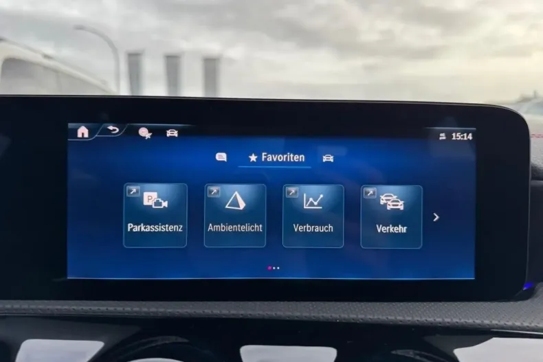 Mercedes-Benz CLA 200 din 2024 cu 18.980 km - oferta MER161767 - foto 25